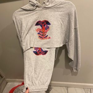 Boys Lie Official Set